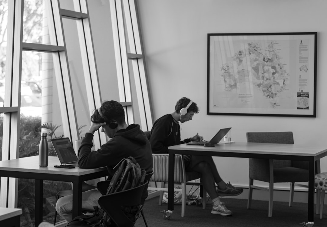 The Rise of Peer-to-Peer Tutoring: Disrupting Academic Help Centers