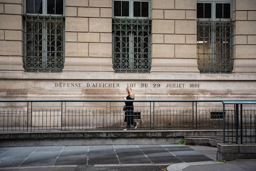 Paris Culture: The Enduring Paradox of Timelessness and Evolution