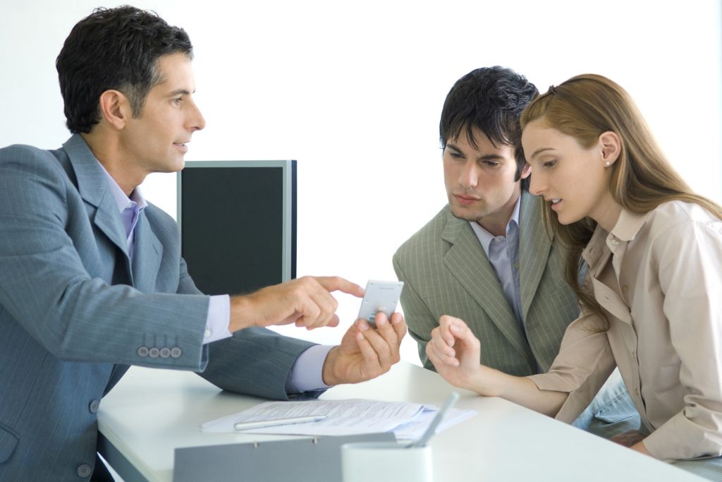 What To Look For While Comparing Injury Lawyers?