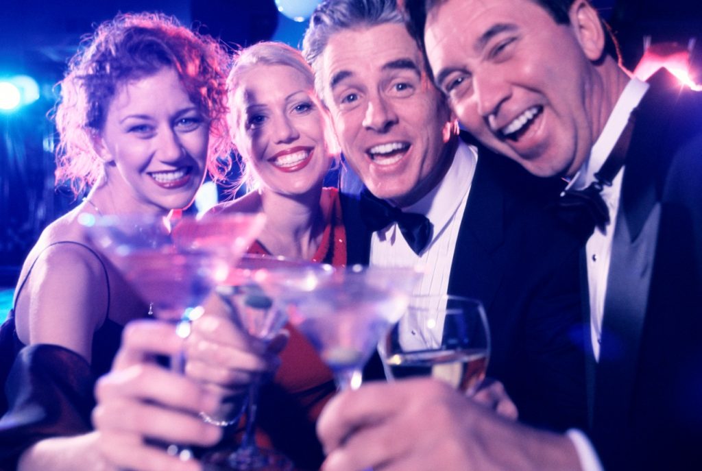 Do’s and Don’ts While joining corporate holiday party