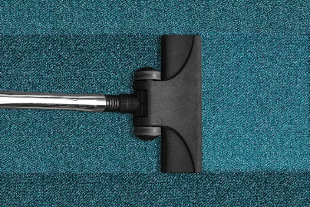 How Dirty Floors Could Be Damaging to Your Business?
