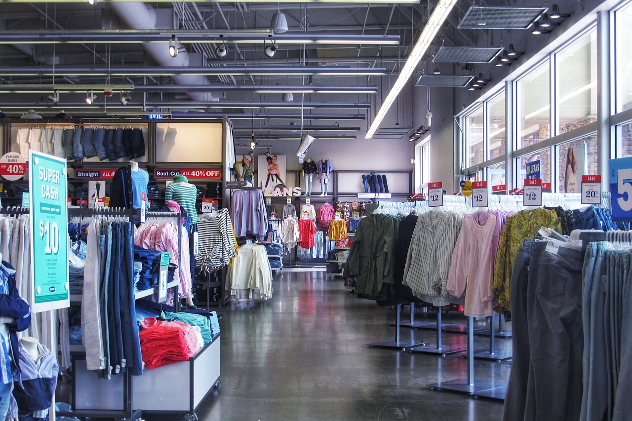 3 Things To Know About The Retail Fashion Merchandising