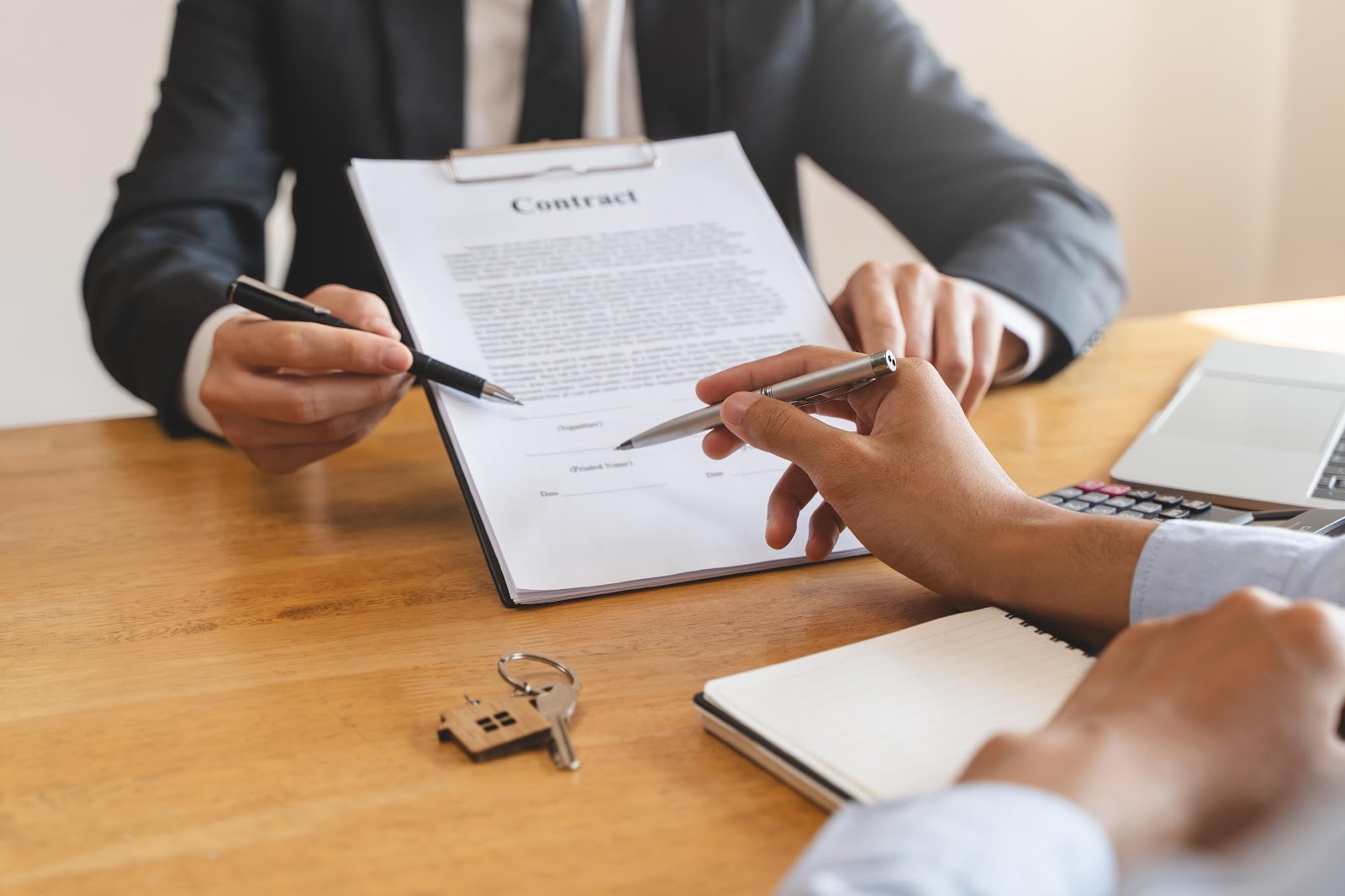 Short-Term vs Long-Term Equipment Leasing: What’s Right for You?