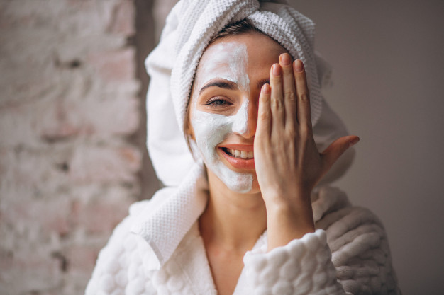 Things to Consider While Buying Skincare Products