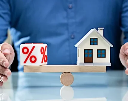 CHOOSING THE RIGHT HOME LOAN INTEREST RATE IN SINGAPORE WHAT TO KNOW IN 2025